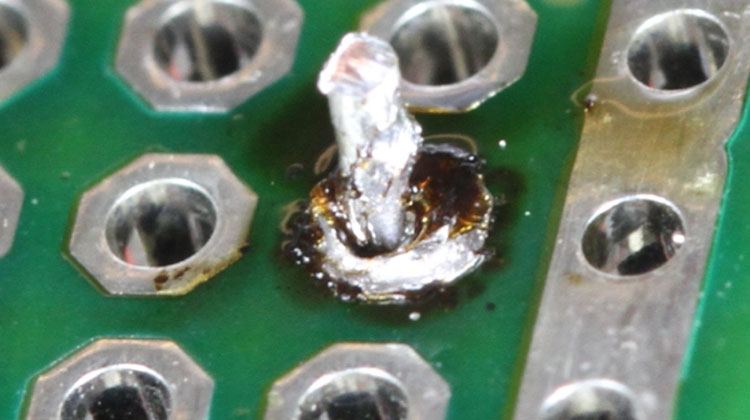 overheated soldering joint.jpg
