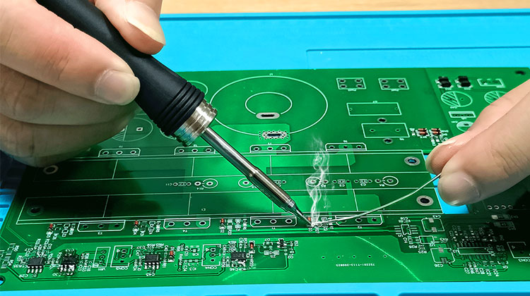 soldering electronics.jpg