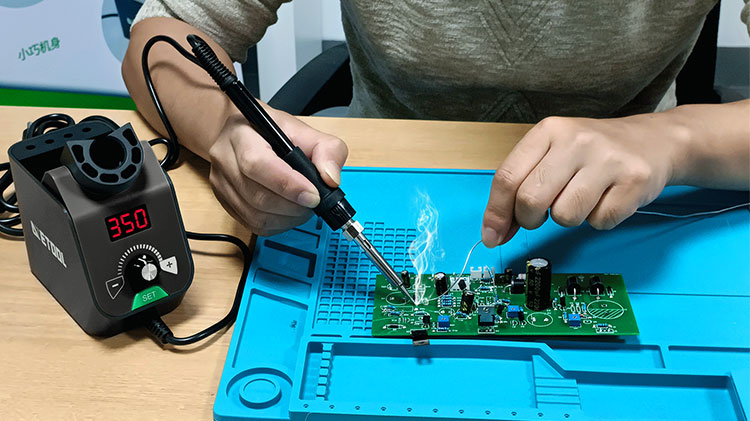 soldering temperature at 350°C.jpg